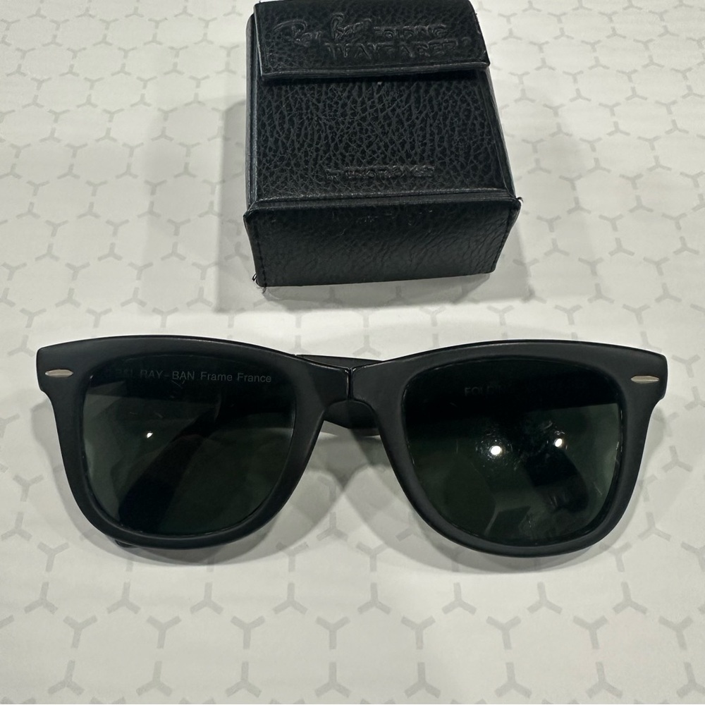 Vintage B&L Ray-Ban Black W0670 WQAS Matte black G15 folding wayfarer-sunglasses